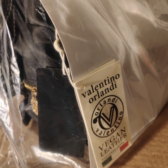 Valentino Orlandi Vegan Leather Tag - Picture 11 of 16